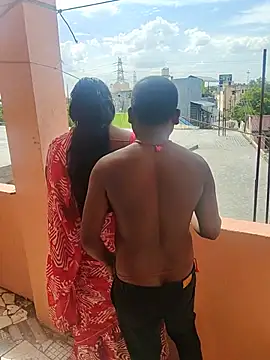Desicouple1706 Webcam-Show