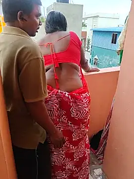Show modela Desicouple1706 na web-kameri