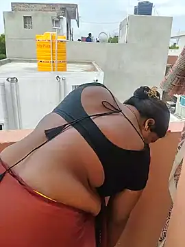Desicouple1706's Webcam Show