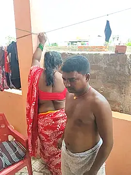 عرض كام Desicouple1706