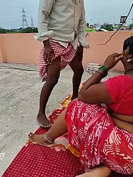 Desicouple1706 Pertunjukan Webcam