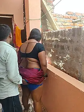 Desicouple1706's Webcam Show