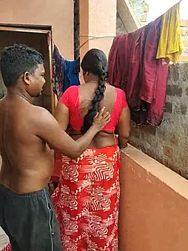 Desicouple1706 Webcam show