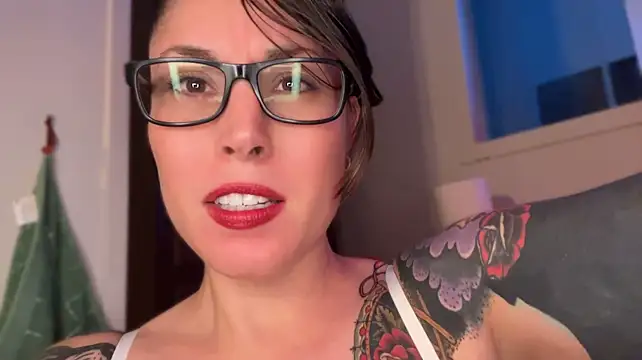 MissGoldenCartier – webcam-show