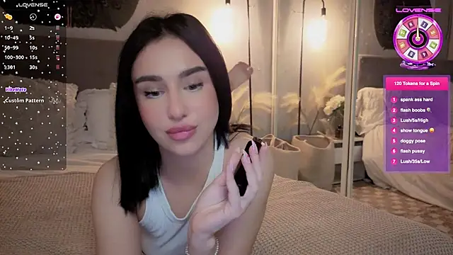 ShyColette – webcam-show
