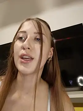 Susiee_Redd 现场聊天室