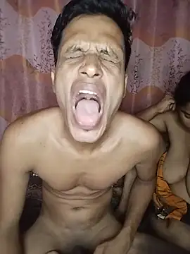 Show modela Priankaboudi na web-kameri