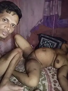 Priankaboudin Webbikameraesitys