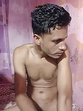Show de Priankaboudi na webcam