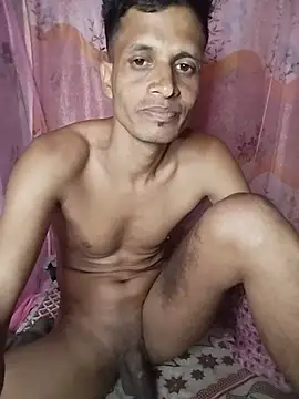 Show de Priankaboudi na webcam