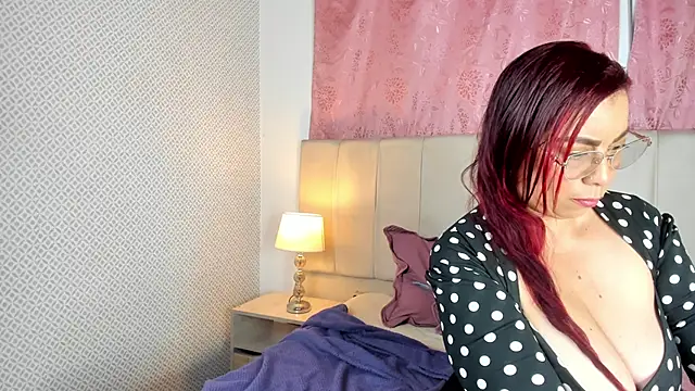 Chat XXX ao vivo de mia__gv