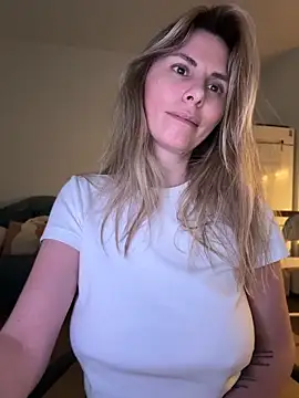 abbyxluv 网络视讯表演