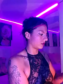 SamathaMay 网络视讯表演