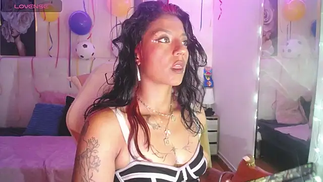 SamathaMay Webcam show