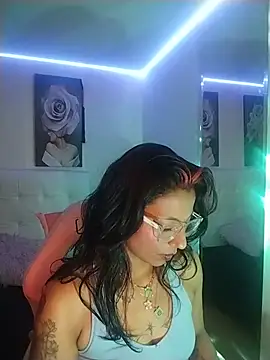 SamathaMay Show Webcam