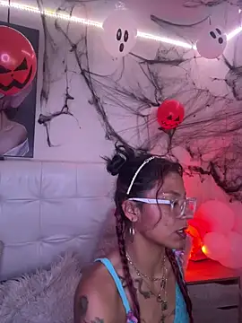 SamathaMay's Webcam Show