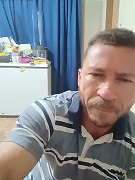 RobertoLuiz84 Pertunjukan Webcam