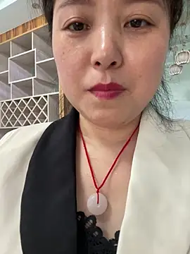Živá chatovací místnost tianwei2567