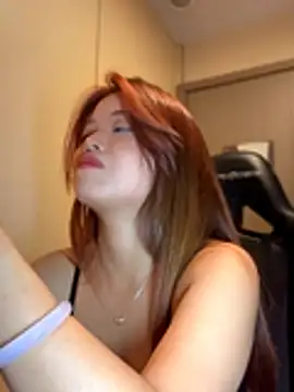 Toffee-00 – Naživo XXX chat