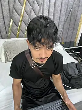 عرض كام NicolaiKarav
