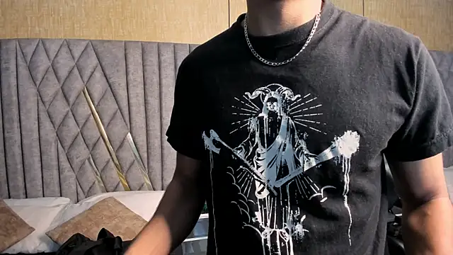 NicolaiKarav Show Webcam