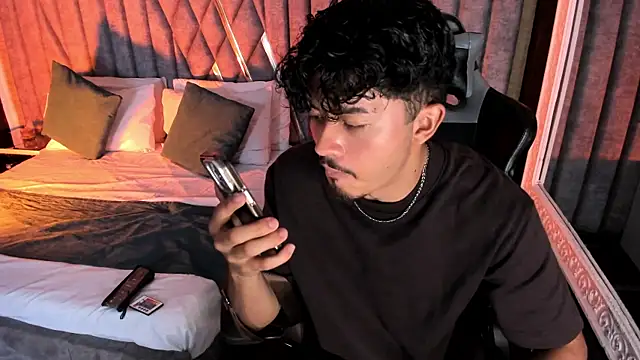 NicolaiKarav Pertunjukan Webcam