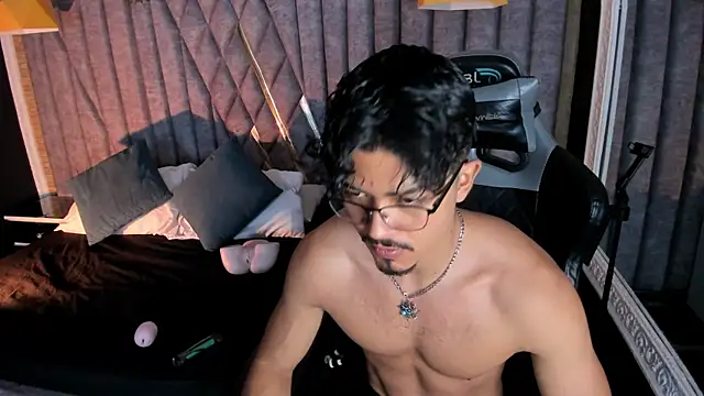 NicolaiKarav Pertunjukan Webcam