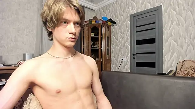 milkiwvy webcam show