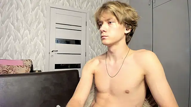 Вебкам-шоу milkiwvy