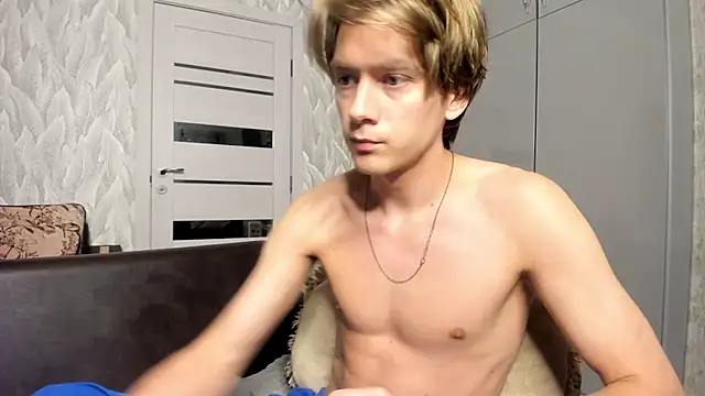 milkiwvy Show in webcam