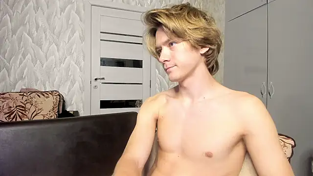 Вебкам-шоу milkiwvy
