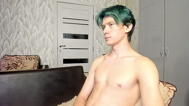 milkiwvy's Webcam Show