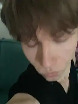 cuMte_boy Pertunjukan Webcam
