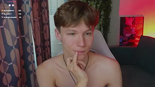 cuMte_boy Webcam Show