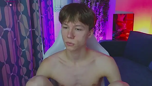 cuMte_boy Adlı Modelin Web Kamerası Şovu