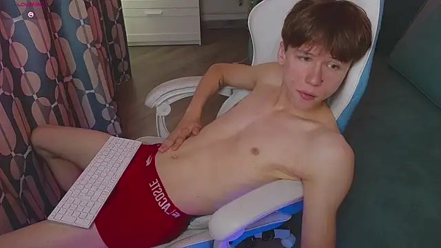 cuMte_boy 网络视讯表演