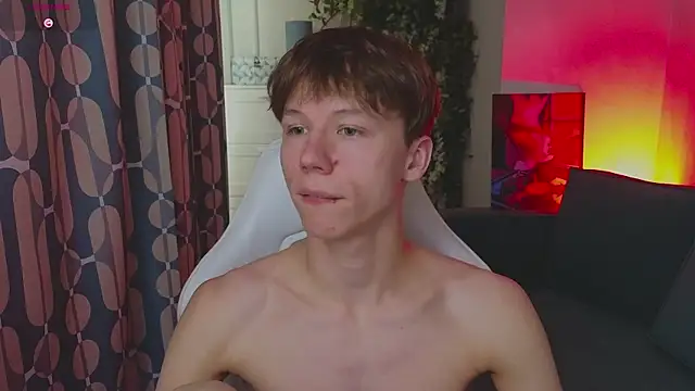 cuMte_boy Adlı Modelin Web Kamerası Şovu