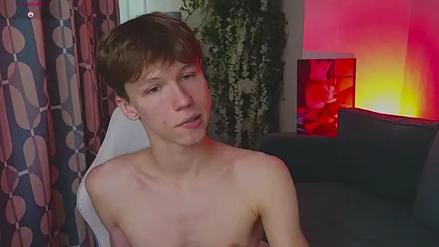 cuMte_boy – Kamerová šou