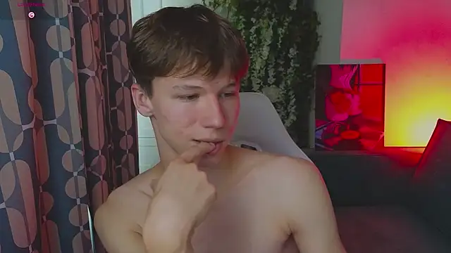cuMte_boy: вебкам-шоу