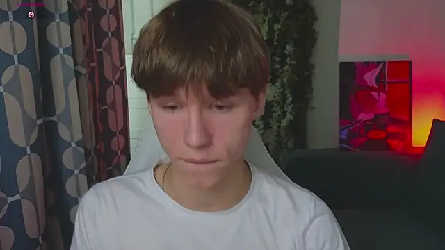 cuMte_boy Шоу с уебкамера