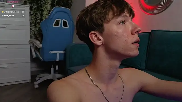 cuMte_boy's Webcam Show