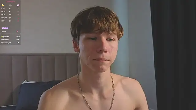 cuMte_boy 在線直播表演
