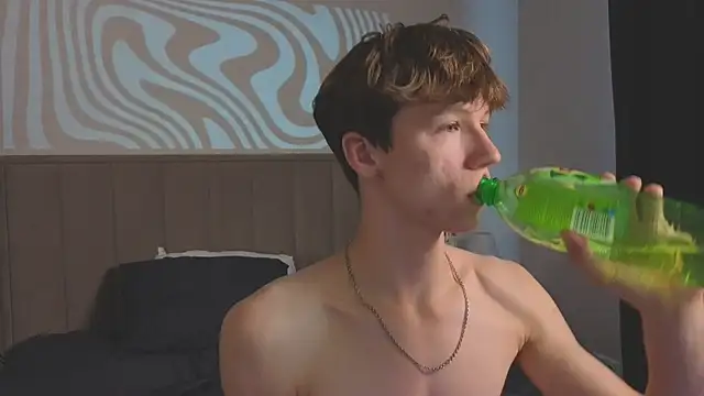 Webkamerová show cuMte_boy