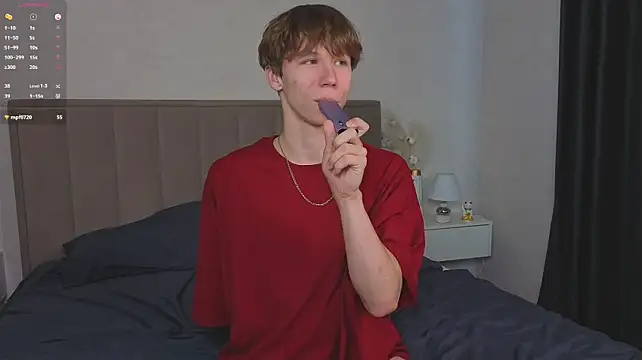 cuMte_boyn Webbikameraesitys
