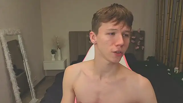 cuMte_boyn Webbikameraesitys