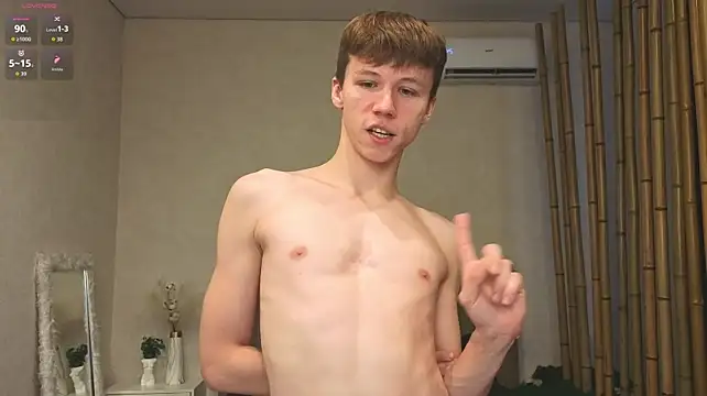 הופעת וובקאם של cuMte_boy