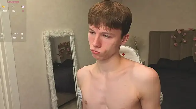 cuMte_boy Show Webcam