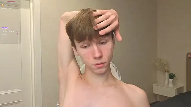 cuMte_boy Pertunjukan Webcam