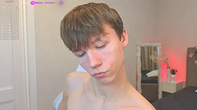 cuMte_boy 在線直播表演