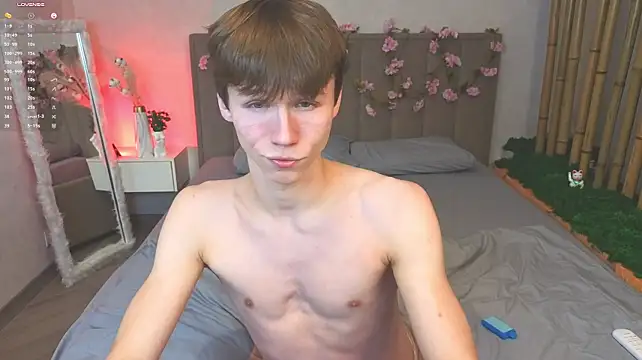 cuMte_boy Show Webcam
